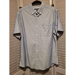 Tommy Hilfiger Men's Short Sleeve Casual Button-Down Shirt in Custom Fit-Size L